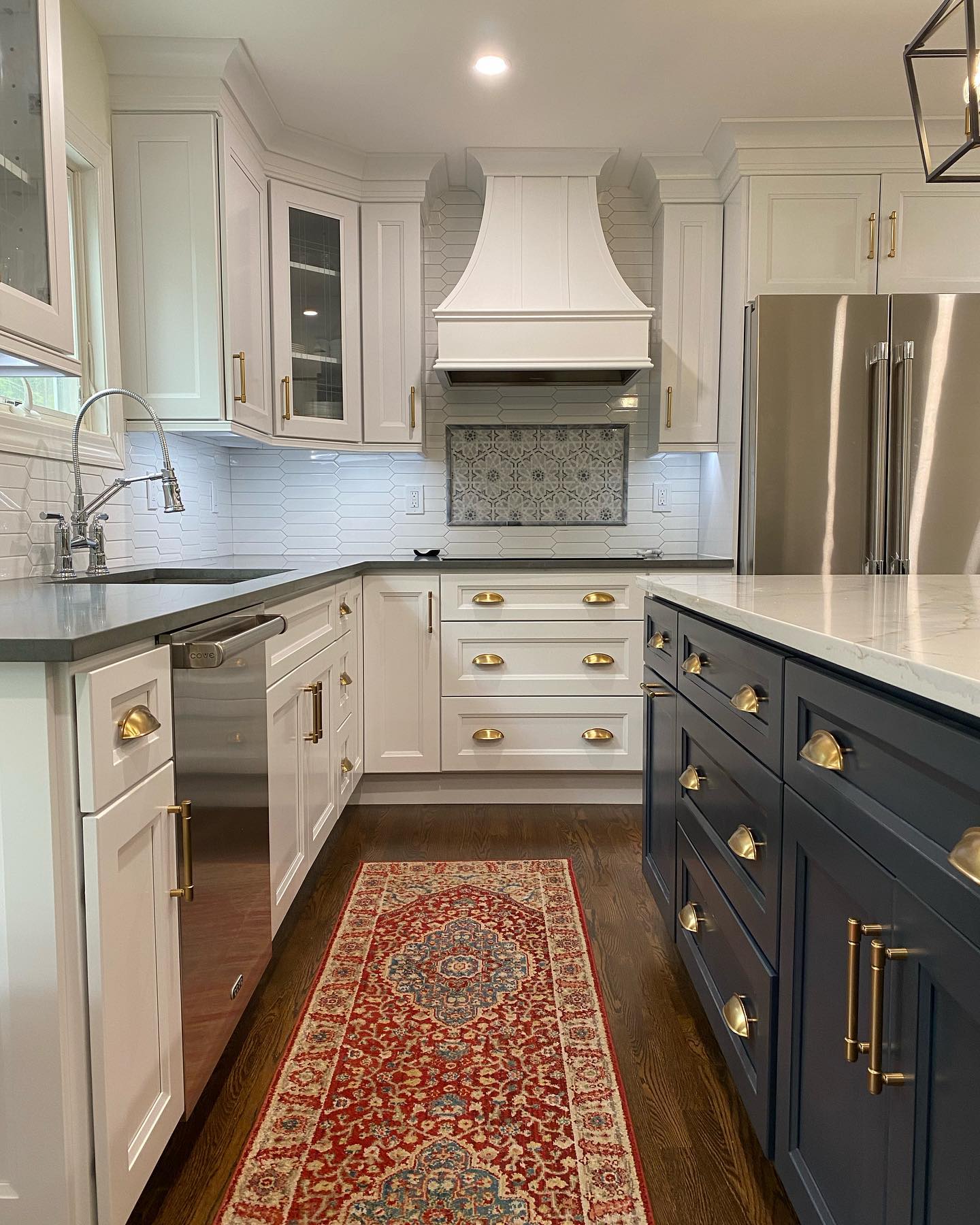 Custom kitchen by The Kitchen Wizards
